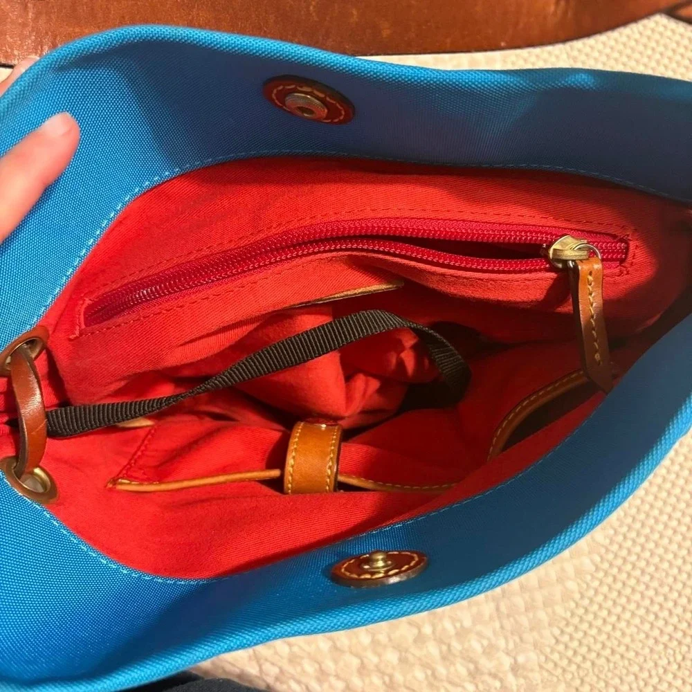 DOONEY & BOURKE VINTAGE Y2K NYLON SHOULDER BAG